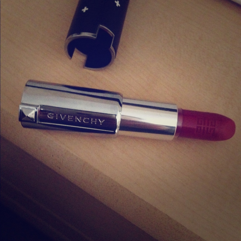 Givenchy Le Rouge Lipstick-Couture Edition